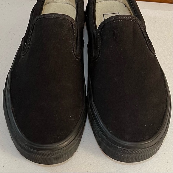 Vans Classic Slip-on Shoes | Black/Black - Picture 4 of 11